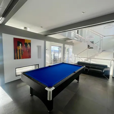 Luxueuse Annecy Villa *